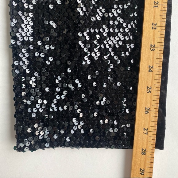 Chico's Black Sequin Velvet Mixed Media Pull On Ankle Pants Size 14 - Picture 10 of 12